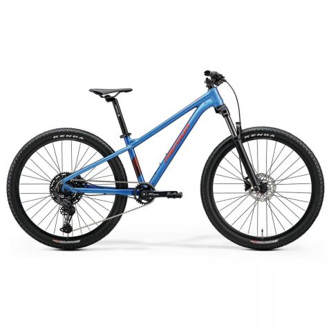 A62511A 01082 - Велосипед MATTS J. CHAMPION III2 light blue(race red/black) (2025) XS